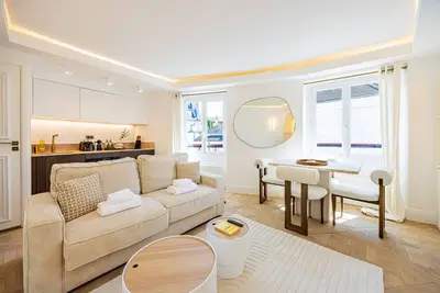 Image de 1bedroom Sacrée cœur Place du Tertre Montmartre