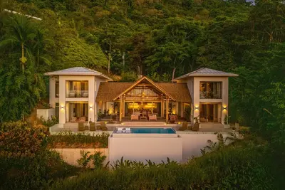 Image de Tropical Oceanview Retreat: 11br for 27 Guests