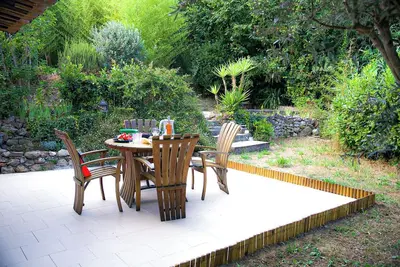 Image de Charming Provence-style apartment, 2-bedroom in Vence, near mountains and sea