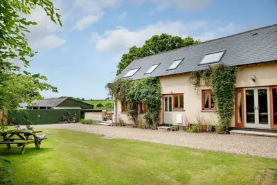 Image de Long Meadow Barn  - sleeps 7 guests  in 4 bedrooms