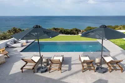 Nouvelle villa sea view
