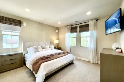 2 Bed/2 Bath Luxury Townhome In Portola Springs Irvine