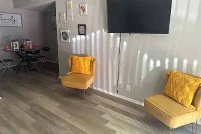 Image de Luxurious Comfort in Downtown Birmingham2