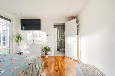 Image de Adorable 1 bedroom guest suite