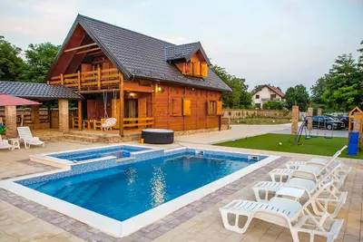 Image de Superbe maison de 4 chambres à Vukovar