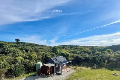 Image de Clifftop nature retreat with stunning ocean views