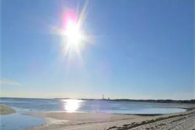 Month of May on the Beach on Cape Cod Bay Peaceful w/ Lots of Sunshine