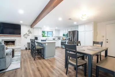 Image de 3-bedroom vacation home 16 minutes from Legoland® California