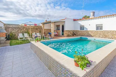 Image de Superbe maison de 3 chambres à Peñaflor
