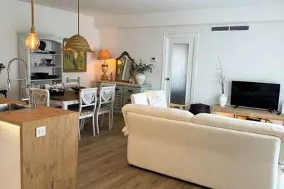 Image de Increíble Piso a Pocos Metros del mar con Piscina