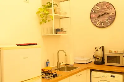 Don Carlo City Center Apt