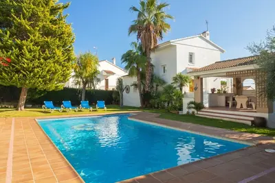 Image de Urbia - Xeckin Holidays