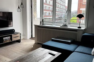 Image de Hyggelig og Moderne Lejlighed med 10 Minutter til Centrum i København