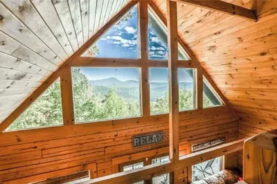Image de Secluded A-Frame Cabin-Hot Tub-Views-3 mi to town!