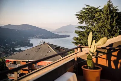 Image de Lake view attic