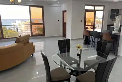 Image de Luxury Ocean Views - 2 Bed@ Penthouse Living Nyali