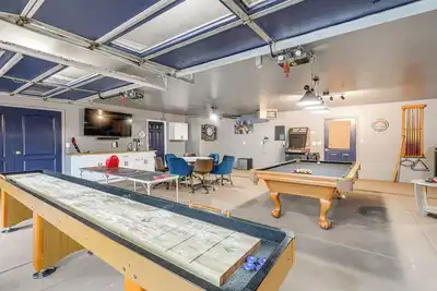 Image de Deluxe Flagstaff Abode w/ Game Room & Outdoor Fun!