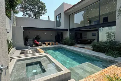 Image de Walk to Avandaro center, 6 bedrooms, private pool, jacuzzi, firepit, karaoke