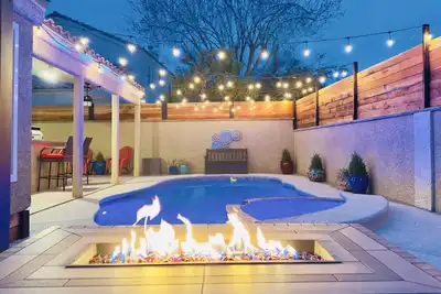 Image de Las Vegas - Exec Home 3b+D Pool, Spa, Games & Ev+