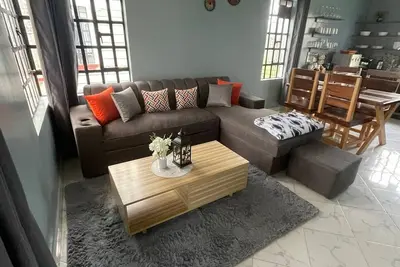Image de Cozy, countryside get away with great views of Mt. Kenya