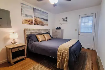 Image de Safe & Secure 2br near Ukpd in Lex - Rest easy, walk 2 Uk