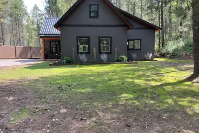 Image de Little Giant, concrete built\nSerene 2-bedroom house with WiFi in charming Coram