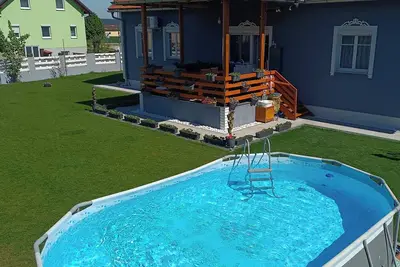 Image de Beautiful 4-Bed House in the Weinviertel