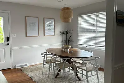 Image de Point Pleasant Pad! New and Renovated!