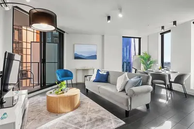 Image de Rooftop Pool 2br Apt at Marvel Stadium with Free Parking