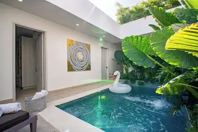 Image de Luxury 5-Suite Villa, Pool, Maid, Deluxe Breakfast, Security, More