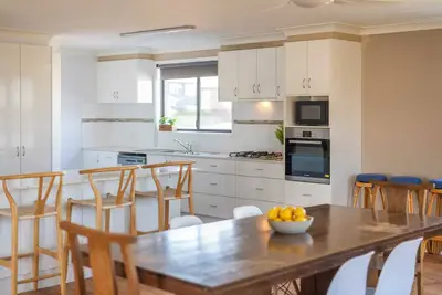 Image de Blue House on Pippi - Oceanstays - Pet Friendly