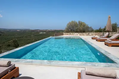 Calmo Luxury Villa Iii, with Pool Tranquil Elegance