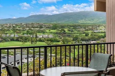 Image de Elevated 9th Floor Partial Ocean Views