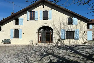 Image de Belle Maison Petiou avec Piscine, Auterrive Sud-Ouest France