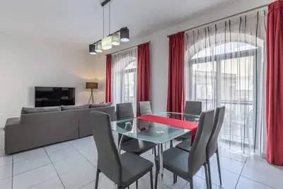 Image de St Julians Spacious 4 bedroom Apartment 1
