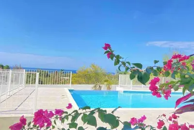 This house is a 2 bedroom(s), 2. 5 bathrooms, located in Montego Bay, St. James Parish.