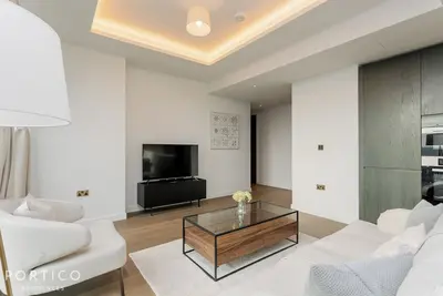 Image de Stunning 2-bed apartment with swimming pool and gym in Nine Elms