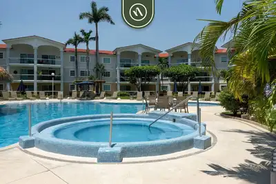 Image de 2br Condo in Acapulco with Private Patio - Pool