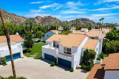 Image de Tennis Villa #50- 2bd/2. 5 Bath Greenbelt / Lq Permit: #247158