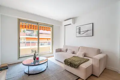 Image de Centre ville, appartement refait à neuf / 500m place du pin et vieille ville