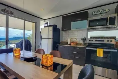 Image de Oceanview House of Winds 7 in Playas del Coco\n