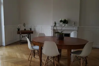 Image de Au coeur de Reims! 500m de la cathédrale! Grand appartement 3 chambres avec vue