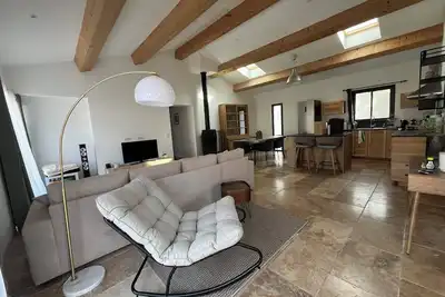 Image de Maison avec piscine au pied du Luberon