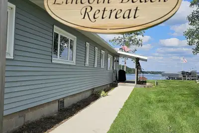 Image de On Snowmobile Trails! \nBooking for winter and summer 2026! Sleeps 10