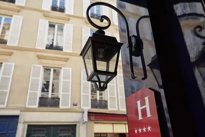 Image de Exquisite Luxury et Élégance – St Germain Rue du Bac with Private Garden