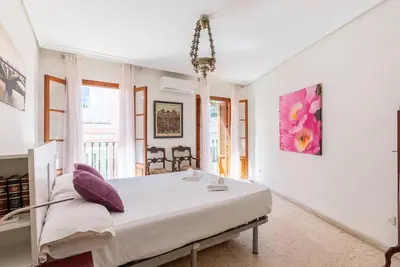 Image de Holi-Rent Pajaritos Sevilla