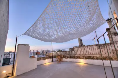 Image de Lovely70-Style Terrace