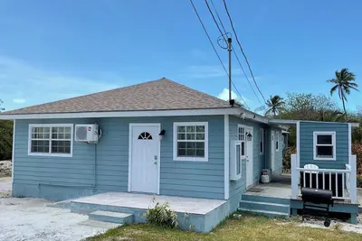 Image de E. B. Rentals Unit#1 - Central location\n5 minutes from Airport\n2 bedroom, 1bath