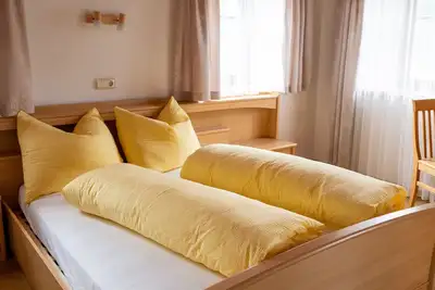 Image de Appartement '2' avec vue sur les montagnes, jardin partagé et Wi-Fi