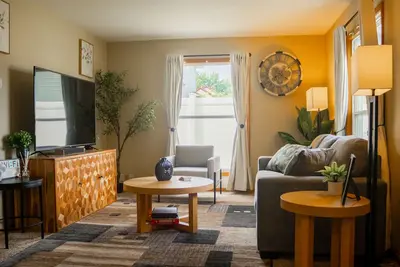 Image de Cozy 2-bedroom house